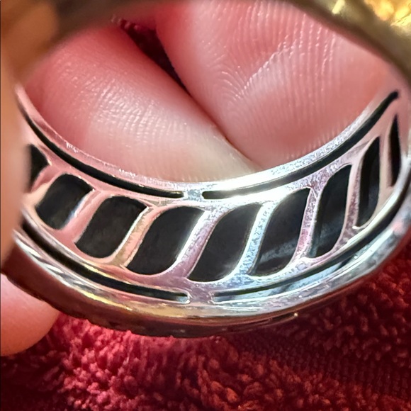 John Hardy JAI Sterling Silver
 Patterned Ring - Picture 10 of 10